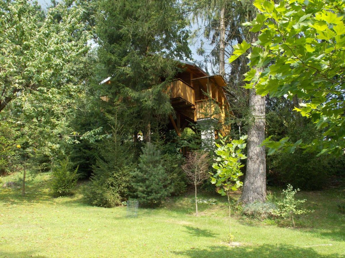 Baumhaus Wolfshoehle Fischach Eksteriør bilde